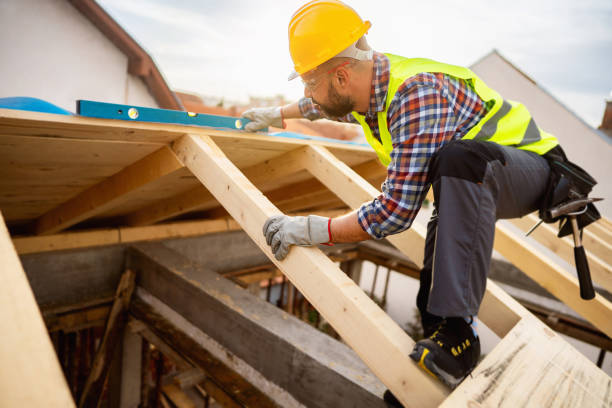 Best Roof Maintenance Services  in Hubbard, OH